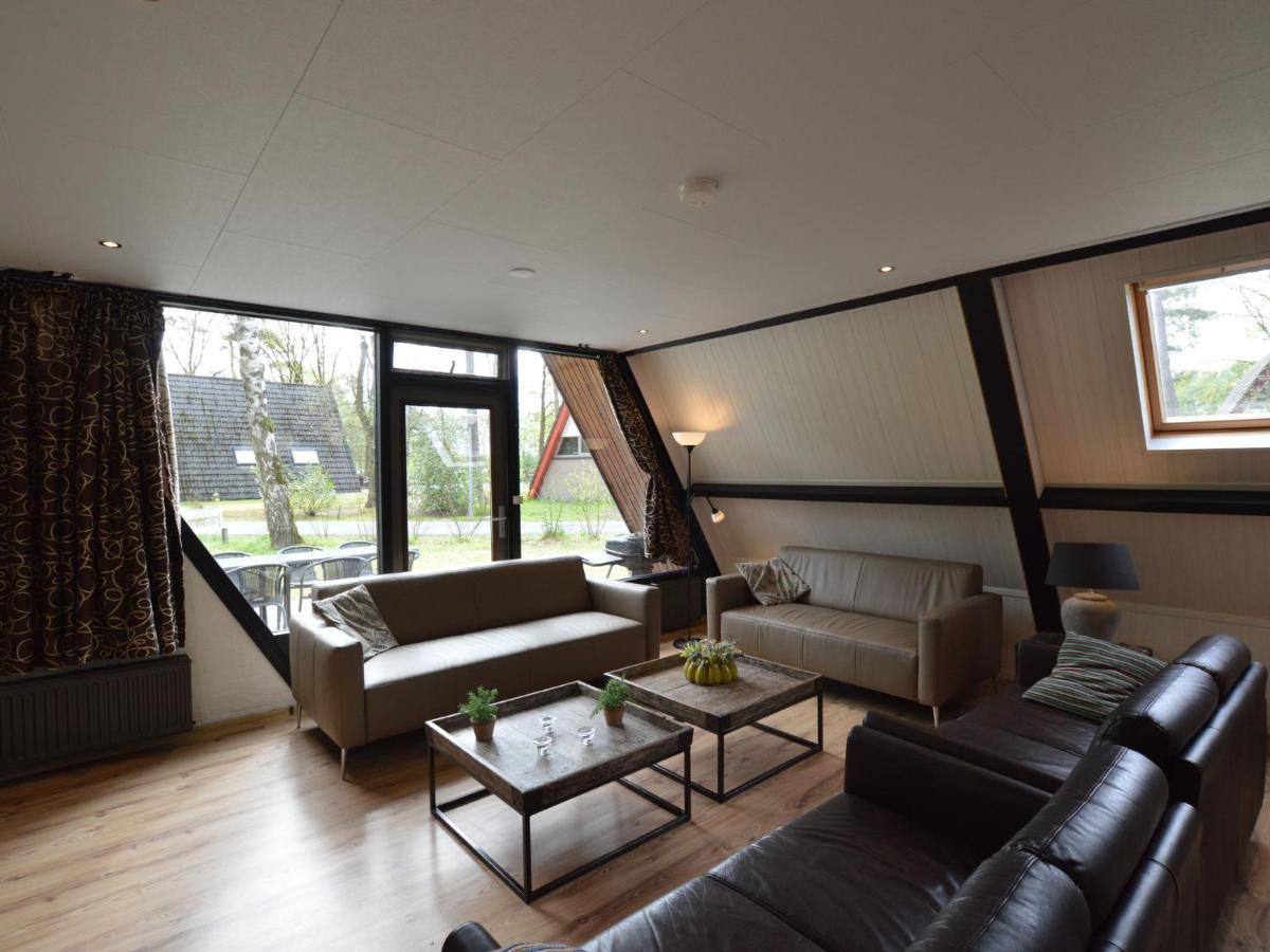 Holiday Home With Large Terrace Stramproy 外观 照片